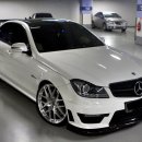 BENZ/C63 AMG/09년식/정식/화이트펄/튜닝차량(신형개조)/5800만원(절충가능) 이미지