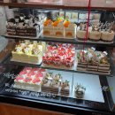 안양 우편집중국 앞 | 카페 버터비버 범계본점 케이크 종류 :: 카공하기 좋은 안양 브런치, 수제 케이크 맛집 범계 데이트 코스