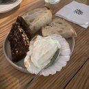 애시드커피 | [신사 맛집] 생일파티 장소로 딱!🎉 ‘애시드 하우스’ 방문후기 🥂🍋 (feat. 우나하우스 달항아리 케이크)