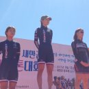 군산 새만금 인라인 마라톤 대회 시상식 50KM 여자 시상식 이미지