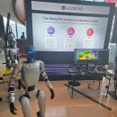 강남 거리 활 보 중인 휴 머 노 이 드. 카이스트 로봇 &#34;계단도 척척&#34; 이미지