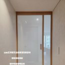 영림유통 | 성남 중앙 힐스테이트 현관중문 초180 비대칭 여닫이｜패브릭필름 백유리 + 영림 래핑 시공 후기