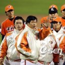 KBO 벤치클리어링의 GOAT...gif 이미지