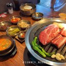 육회오빠 신호본점 | 홍대 삼겹살 맛집 숙성 돼지고기와 육회, 청국장을 함께 즐기는 청돈옥 홍대본점