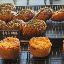 커피 추출의 비밀: 핸드드립 과정 이미지