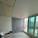 세븐일레븐인천가좌한신점 | [인천목수일기] [가좌한신휴플러스(28평)2단지 아파트]-&#34;거실확장단열샷시합판,천장평탄화,실링팬합판...