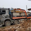 부동산개발 축대공사 조경석공사 마루철거 데크철거 데크시공 석재공사 현무암공사 토목공사 철거 부대토목 종합공사 rpp 보강토공사 배수로공사 트랜지공사 우 이미지