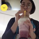 용석 | 25年, 09月: 파도에 휩쓸리는 금붕어 신세