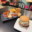 월드스퀘어 | 시드니 수제버거 맛집 그릴드 버거 월드스퀘어점 웨이팅 주문방법 솔직 후기