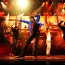 위아더월드 이미지