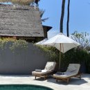 작은풀안 공중화장실 | 길리 폰독산티 방갈로에서 풀빌라로 룸변경｜조식 수영장 룸서비스 등 솔직후기 +행복가득