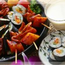 쏙쏙 빼 먹는 김밥 떡볶이 꼬치와 간장떡볶이 이미지