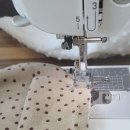 재봉틀로 시작한 옷 만들기 이미지