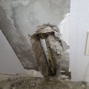 노원구 누수 노원구 수도설비 노원구 난방 02-934-7774.공릉 풍림아파트 112동406호 작은방 화장실 벽쪽으로 누수 가 발생 됨 이미지