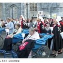 성녀 베르나데뜨 축일을 맞아서 당신께 전구를 청합니다. 저를 위하여 천주성삼께 빌어주소서! 이미지