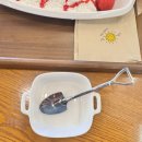 연구단지111번 | 대전 신성동 핸드드립커피 맛집 카페길우, 입안에서 녹는 딸기 실타래 빙수
