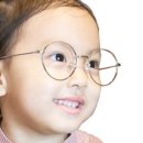 예쁘다 안경 이미지