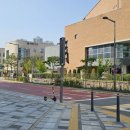 새롬동_크리스마스빌딩앞 이미지