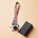 캐논, 'EOS M100 핑크 X 콰니' 콜라보레이션 패키지 출시, 올 봄은 핑크! 스타일리시한 디자인의 미러리스 이미지