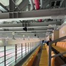 의창스포츠센터 빙상장 이미지