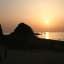 바닷가에서 이미지