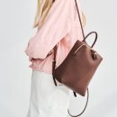 안경닷컴 | 한섬 LATT 래트 백팩 Ballcube 볼큐브 레더 백팩 브라운 사용 후기