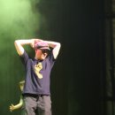 두발자유 이미지