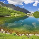 산과호수 이미지