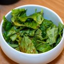 미소 먹으면 돼지 이미지