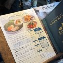 Bill Cafe | [일본 시즈오카역 근처 카페 추천] 브런치 맛집 블루 북스 카페