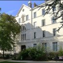 Poetic Mom 이미지