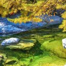 백담계곡=백담’이라는 지명은 이곳에 100개의 담, 즉 물이 고인 깊은 웅덩이를 말한다 이미지