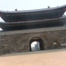 랜드마크 (LANDMARK)