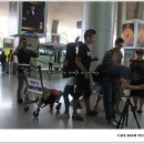 베트남사람들-떤숀넛 공항에서 YOUTUBE 동영상 촬영중인 베트남대학생들...^^ 이미지