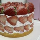 가경e편한세상 | 제이델링 베이커리 카페 가경점 _ 기념일 맞춤 제작...주문하기/ 딸기 듬뿍 케이크 무인 픽업 수령 후기