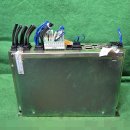 E51-011 YASKAWA JZRCR-XSU02 케이블 포함 중고 이미지