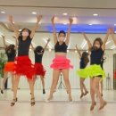 음악에 맞춰 라인댄스 이미지