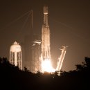 2020 년 말 출시 전 디자인 검증 이정표를위한 Falcon Heavy 세트 이미지