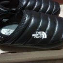 요즘 중고딩에게 가장 인기 있는 신발 이미지