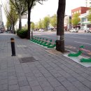 맘스터치 길건너 교차로 이미지