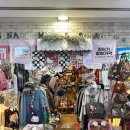 소나기 | [대구] 릴스 보고 달려간 반월당역 지하상가 키티 천국😇 “소나기” 소품샵 후기