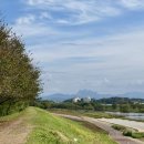 강변에서 이미지