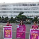 경남교육청 앞에서 1인 시위(퇴근선전전)를 하고 있는 교무행정원입니다. 이미지