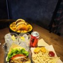 푸드앤문화힐링협동조합 | 감천문화마을 맛집, 햇살 맛집에서 한우 수제버거 후기(주차,아기의자정보)