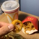 한국맥도날드(유) 양재SKDT점 | [행운버거 골드]맥도날드 금색포장지의 햄버거 먹고 맥도날드 기부 동참하기!!!