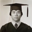 윤석용 (錫주석석 鎔녹일용)을 AI에서는 윤석용은 “복을 받은 은혜를 녹여 세상에 새로운 가치로 빚어서 변화시키는 섬김의 역할을 하는 이미지