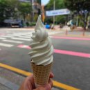 맥도날드 앞 버스정류소 이미지
