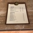 와와 | 광안리 신상카페 | 아키와와 방문 후기 ☕️ 커피 디저트 맛집 🚪