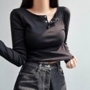 소이테일 버튼 옆셔링 긴팔 크롭 티셔츠 44사이즈상의추천 착용후기