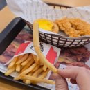 사당역 12번 출구 앞 | KFC 신메뉴 투움바 켄치밥 세트, 최현석셰프 치밥 메뉴 판매기간!